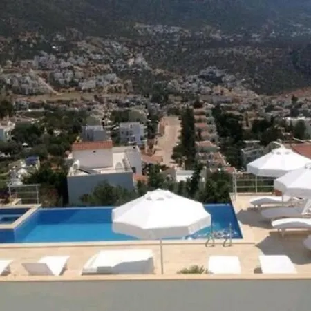 Oyku Kaskalkan Antalya Turkey 14 Guests